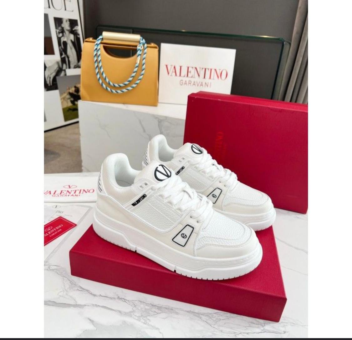 Valentino Sneakers