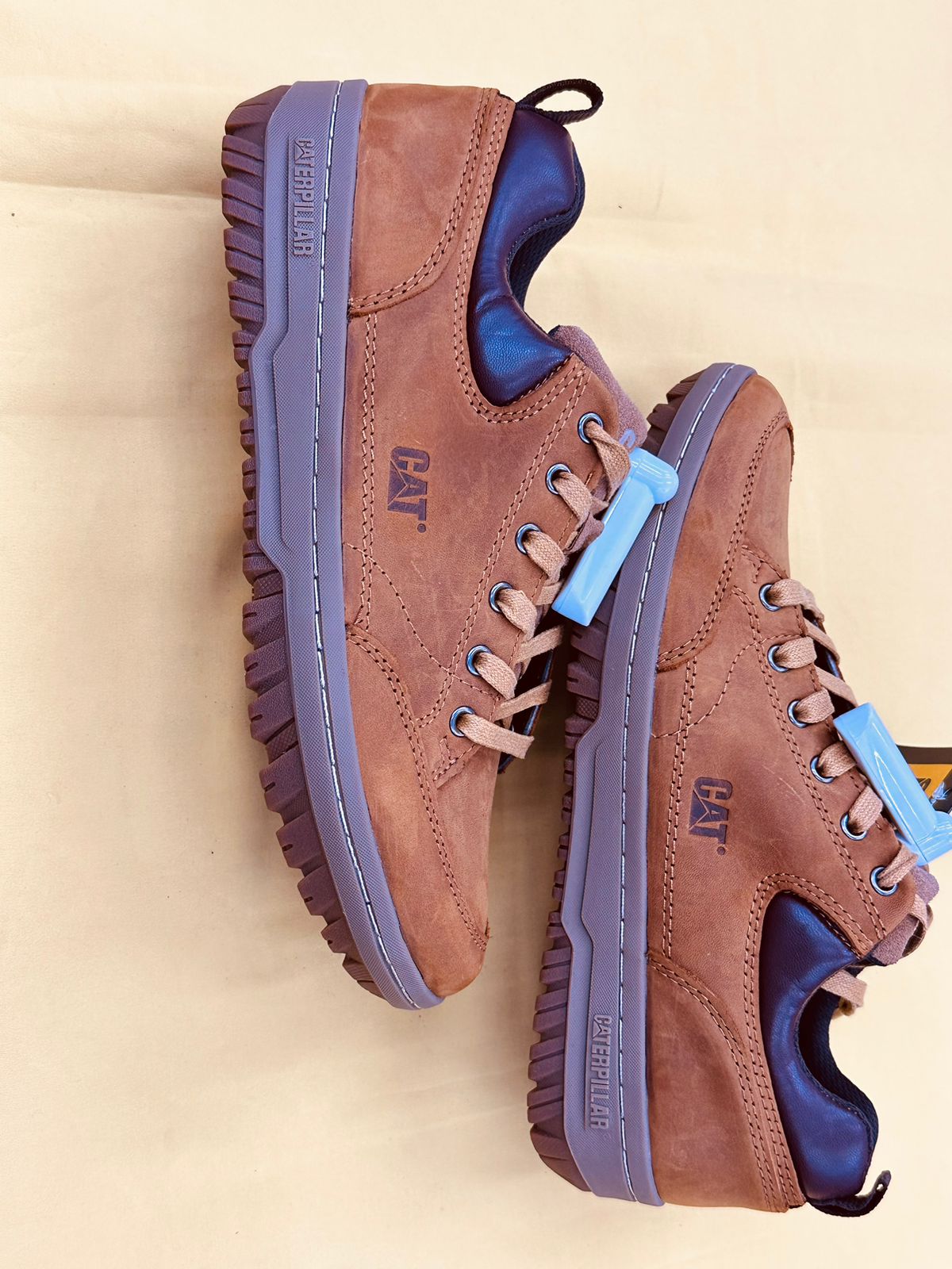 Caterpillar Decade Sneakers - Rugged Durability Meets Urban Style