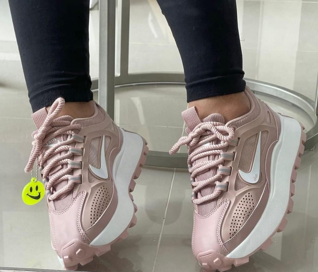 Nike Bailleli Fashion Sneakers – Sporty Elegance and Everyday Comfort